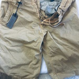 David Britton Buffalo nwt